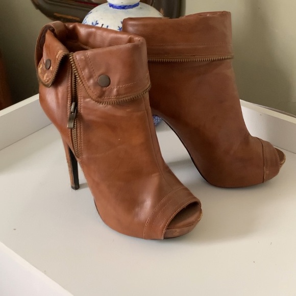 Women’s size 10, Michael Kors brown leather peep-toe heeled boots - Picture 5 of 11